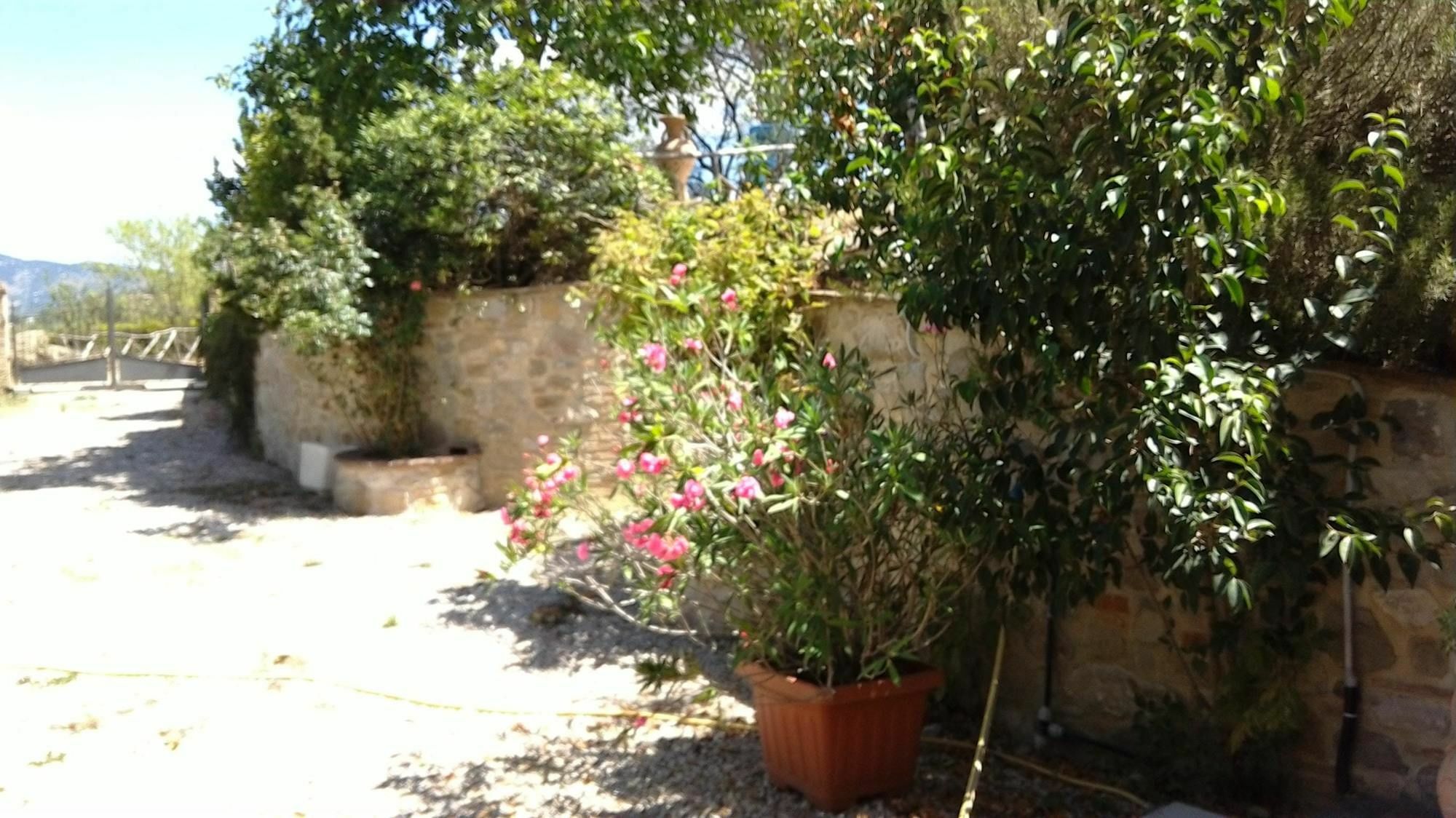 Chalet With One Bedroom In Perugia, With Wonderful Mountain View, Priv 외부 사진
